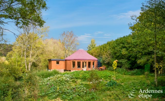 Grande yourte pour 4 personnes � Aywaille avec poele � pellets et jardin priv� avec terrasse