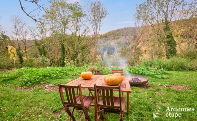 Grande yourte pour 4 personnes � Aywaille avec poele � pellets et jardin priv� avec terrasse