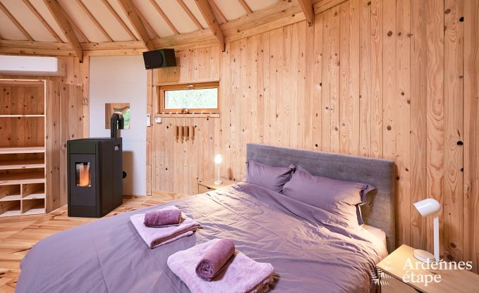 Grande yourte pour 4 personnes � Aywaille avec poele � pellets et jardin priv� avec terrasse