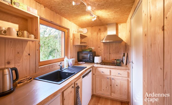 Grande yourte pour 4 personnes � Aywaille avec poele � pellets et jardin priv� avec terrasse