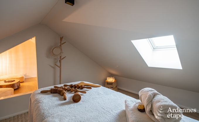 Maison de vacances luxueuse  Baillonville pour 6 personnes avec wellness et piscine chauffe