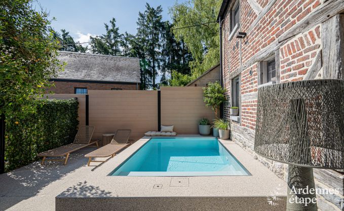 Maison de vacances luxueuse  Baillonville pour 6 personnes avec wellness et piscine chauffe