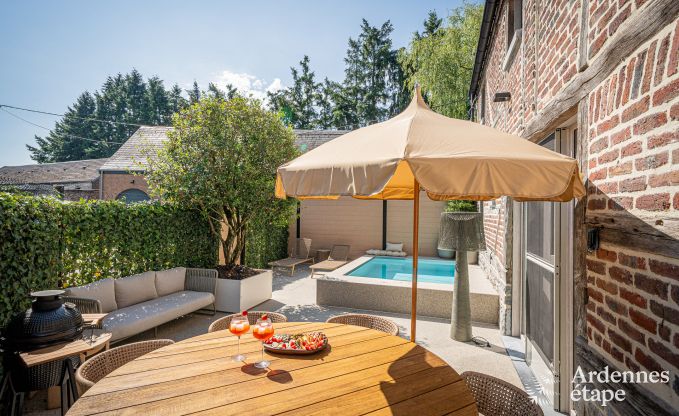 Maison de vacances luxueuse  Baillonville pour 6 personnes avec wellness et piscine chauffe