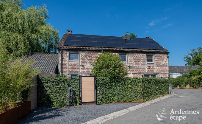 Maison de vacances luxueuse  Baillonville pour 6 personnes avec wellness et piscine chauffe