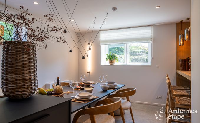 Maison de vacances luxueuse  Baillonville pour 6 personnes avec wellness et piscine chauffe