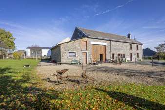 Charmante maison de vacances à Bastogne pour 12 personnes