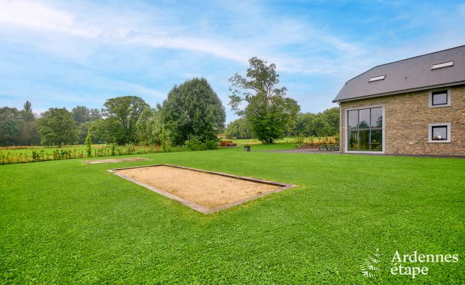 Maison de vacances � Bastogne : maison de vacances authentique pour 16 personnes avec des �quipements modernes en Ardenne