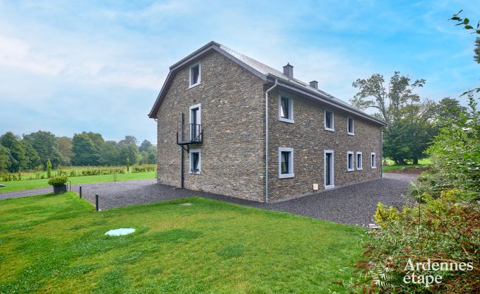 Maison de vacances � Bastogne : maison de vacances authentique pour 16 personnes avec des �quipements modernes en Ardenne