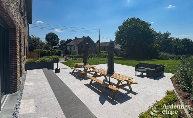 Maison de vacances � Bastogne : h�bergement spacieux pour 22 personnes avec des installations compl�tes et 9 chambres dans l'Ardenne