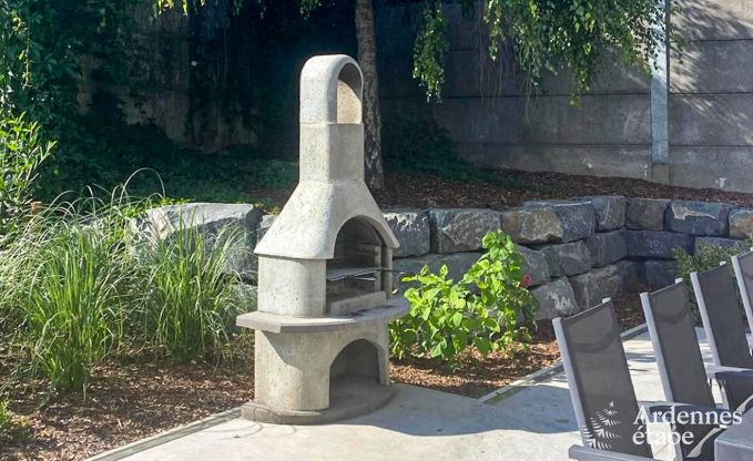 Maison de vacances � Bastogne : h�bergement spacieux pour 22 personnes avec des installations compl�tes et 9 chambres dans l'Ardenne