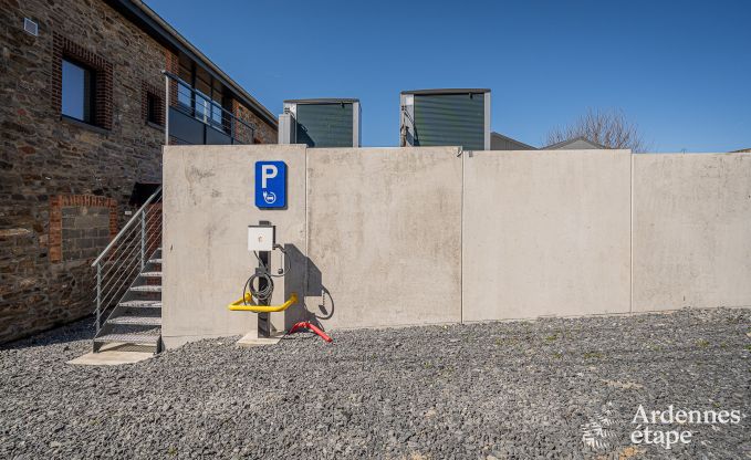 Maison de vacances � Bastogne : h�bergement spacieux pour 22 personnes avec des installations compl�tes et 9 chambres dans l'Ardenne