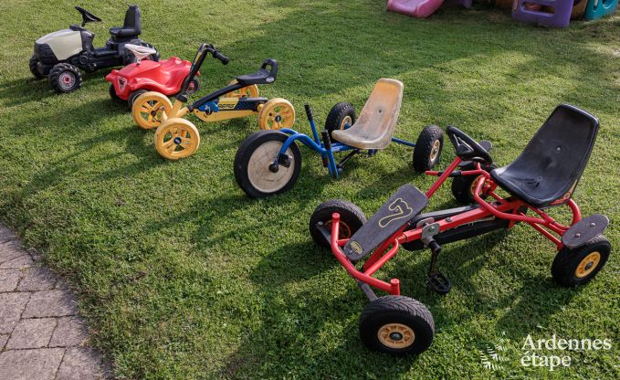 Grande maison de vacances � Bastogne pour 14 personnes avec bien-�tre et espace d�tente