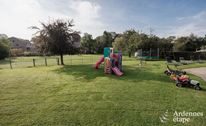 Grande maison de vacances � Bastogne pour 14 personnes avec bien-�tre et espace d�tente