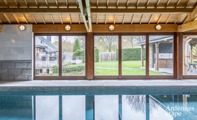 Villa de luxe avec piscine intrieure  Bastogne pour 24 personnes