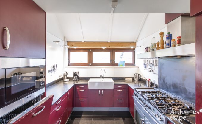 Villa de luxe avec piscine int�rieure � Bastogne pour 24 personnes