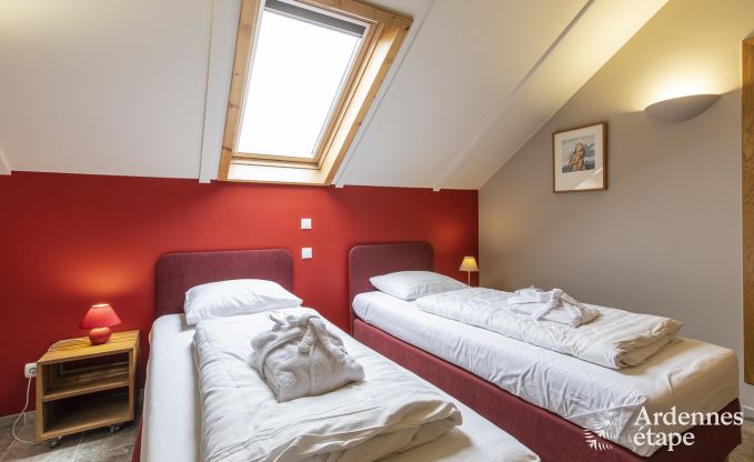 Villa de luxe avec piscine int�rieure � Bastogne pour 24 personnes