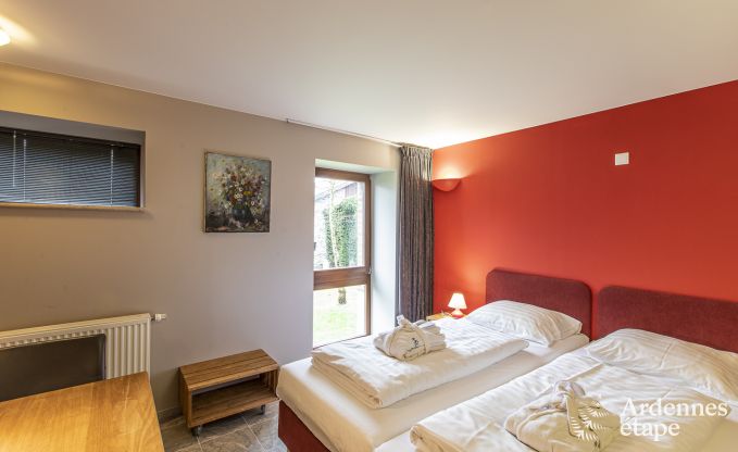 Villa de luxe avec piscine int�rieure � Bastogne pour 24 personnes