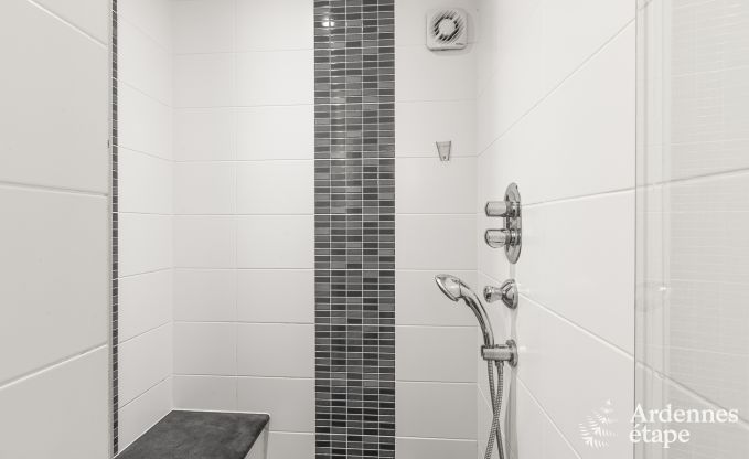 Villa de luxe avec piscine int�rieure � Bastogne pour 24 personnes