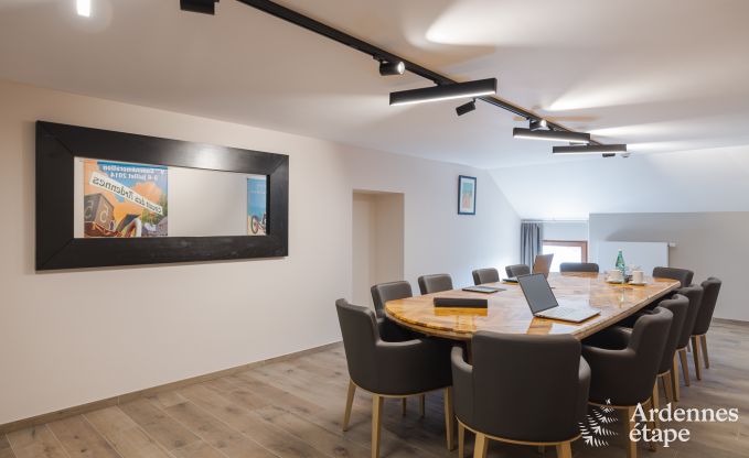 Villa de luxe avec piscine int�rieure � Bastogne pour 24 personnes