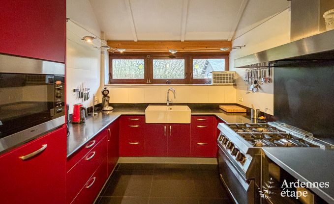 Villa de luxe avec piscine int�rieure � Bastogne pour 24 personnes