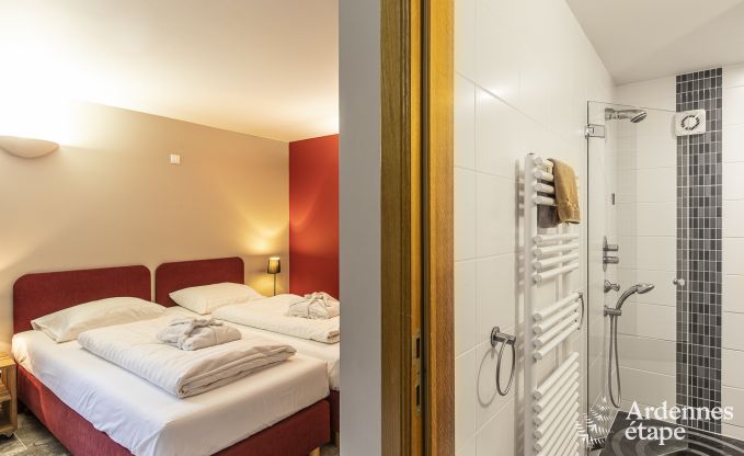 Villa de luxe avec piscine int�rieure � Bastogne pour 24 personnes