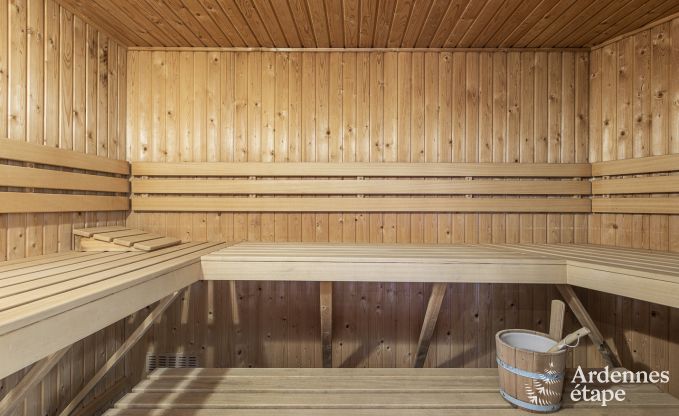 Villa de luxe avec piscine int�rieure � Bastogne pour 24 personnes