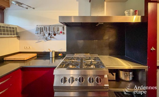 Villa de luxe avec piscine int�rieure � Bastogne pour 24 personnes