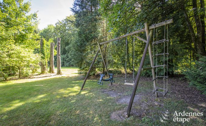 Chteau  Bastogne pour 12/15 personnes en Ardenne