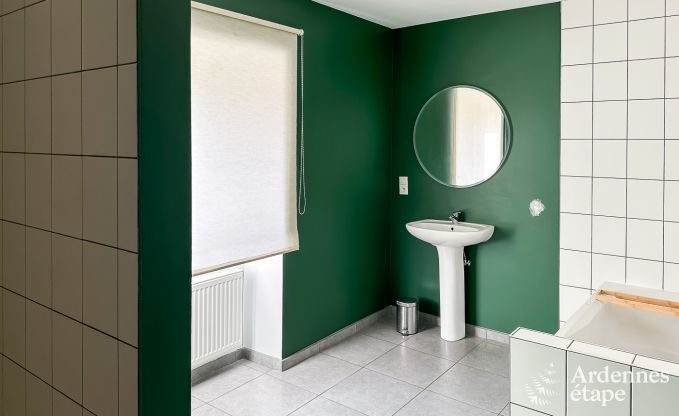 Spacieuse, maison chien admis pour 14  Bastogne, Ardenne