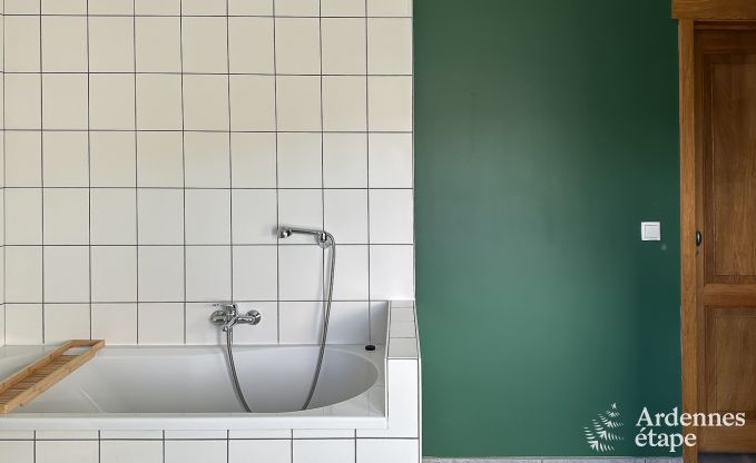 Spacieuse, maison chien admis pour 14  Bastogne, Ardenne