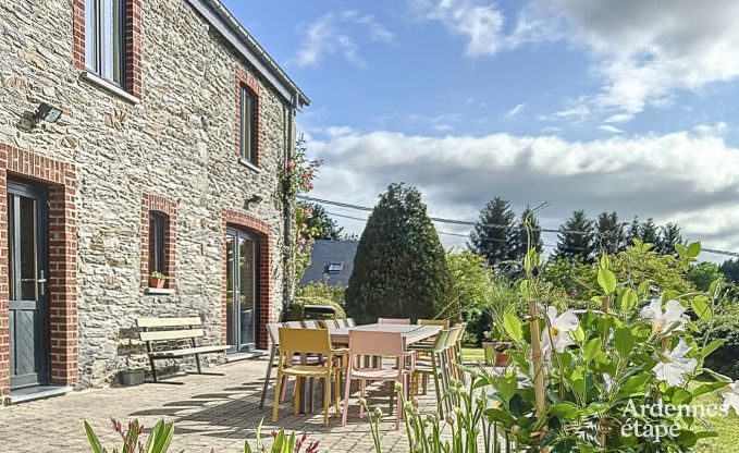 Spacieuse, maison chien admis pour 14  Bastogne, Ardenne