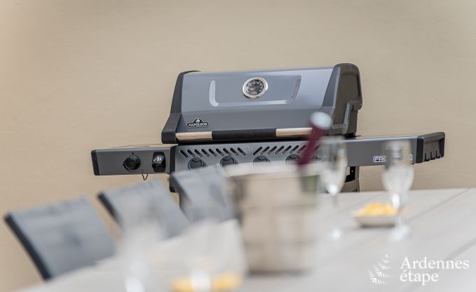 Maison de vacances, idale pour les familles et les amateurs de vlo, pour 10 personnes prs de Bastogne