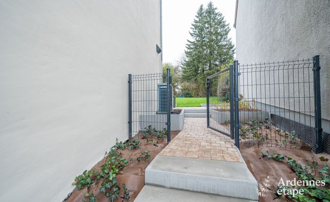 Maison de vacances, idale pour les familles et les amateurs de vlo, pour 10 personnes prs de Bastogne