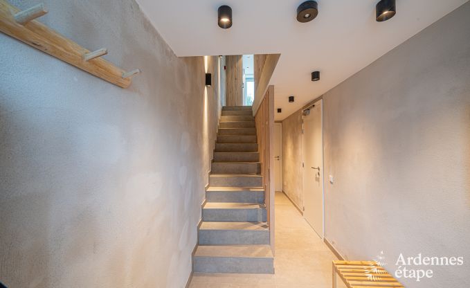 Maison de vacances, idale pour les familles et les amateurs de vlo, pour 10 personnes prs de Bastogne