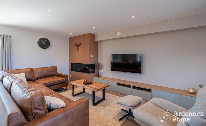 Charmante maison de vacances � Bastogne : s�jour confortable pour 8 personnes avec jardin priv� et station de recharge