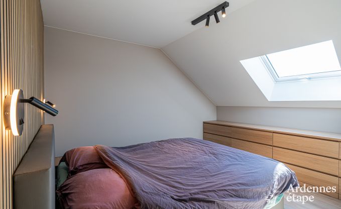 Charmante maison de vacances � Bastogne : s�jour confortable pour 8 personnes avec jardin priv� et station de recharge