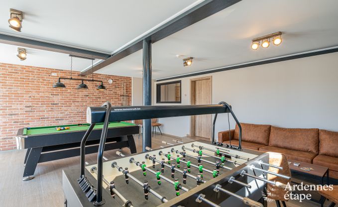 Maison de vacances  Bastogne : hbergement spacieux pour 22 personnes avec des installations compltes et 9 chambres dans l'Ardenne