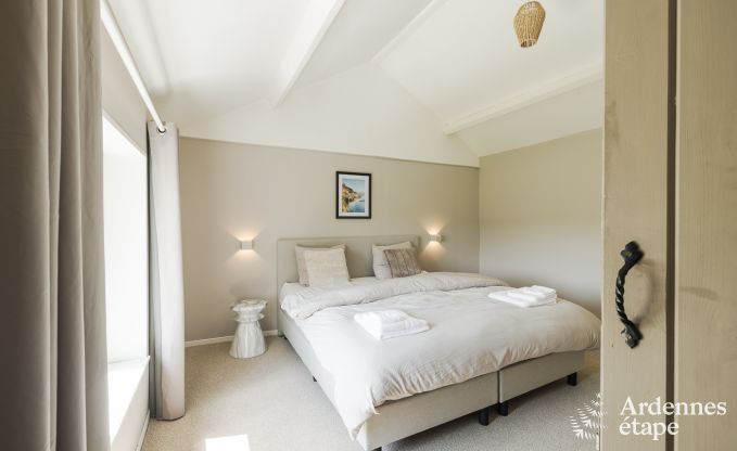 Charmante petite ferme pour 6 personnes  Bastogne avec jacuzzi intrieur et extrieur