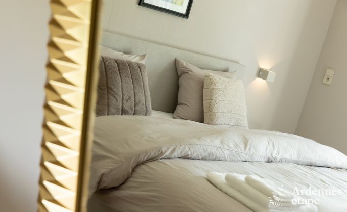 Charmante petite ferme pour 6 personnes  Bastogne avec jacuzzi intrieur et extrieur