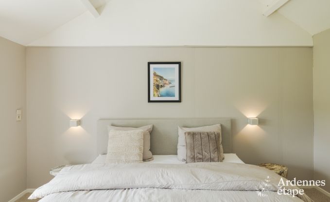 Charmante petite ferme pour 6 personnes  Bastogne avec jacuzzi intrieur et extrieur