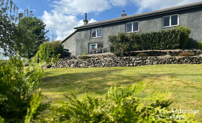 Charmante petite ferme pour 6 personnes  Bastogne avec jacuzzi intrieur et extrieur