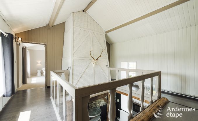 Charmante petite ferme pour 6 personnes  Bastogne avec jacuzzi intrieur et extrieur