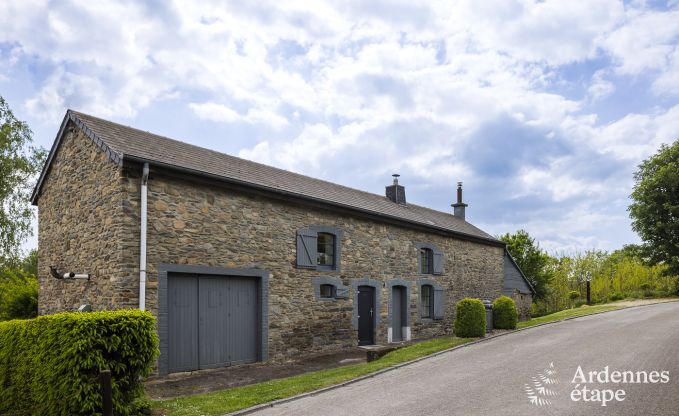 Charmante petite ferme pour 6 personnes  Bastogne avec jacuzzi intrieur et extrieur