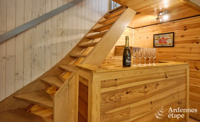 Luxe chalet avec sauna � Beauraing, Ardenne