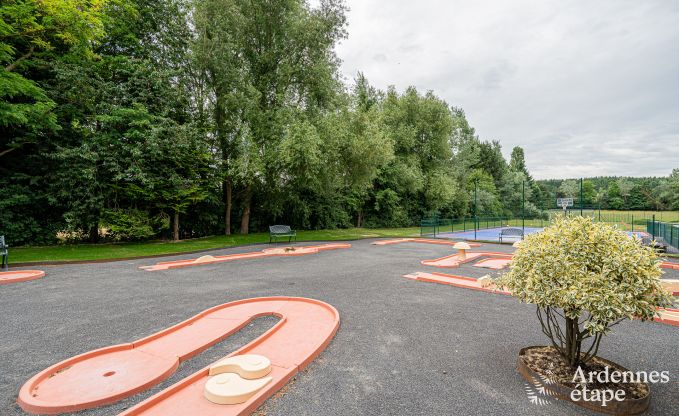 Chteau  Beauraing pour 20 personnes en Ardenne