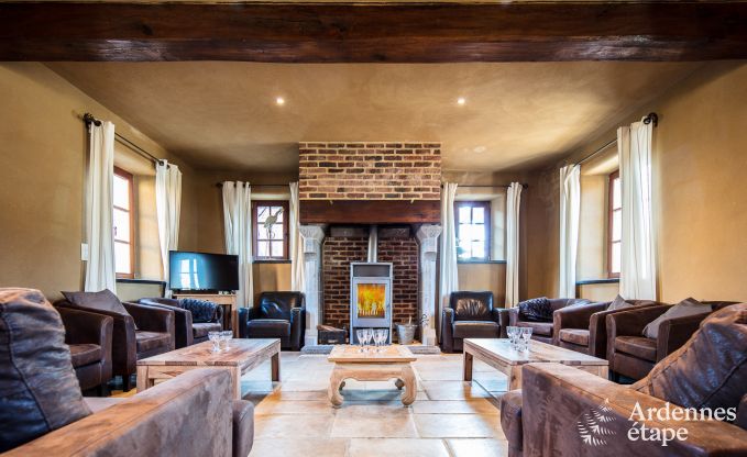 Ch�teau � Beauraing pour 20 personnes en Ardenne