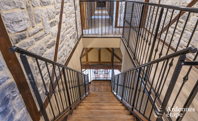 Ch�teau � Beauraing pour 38 personnes en Ardenne