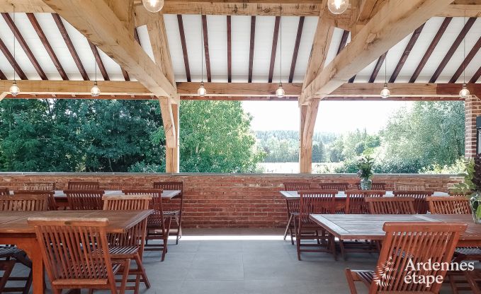 Ch�teau � Beauraing pour 38 personnes en Ardenne