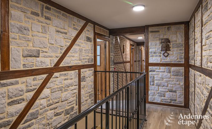 Ch�teau � Beauraing pour 38 personnes en Ardenne