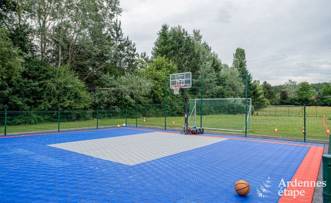 Ch�teau � Beauraing pour 38 personnes en Ardenne